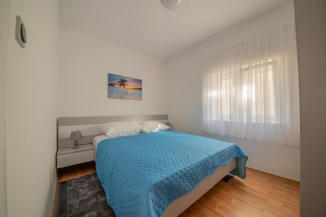 Apartament Apartman Bozica Vir Zewnętrze zdjęcie